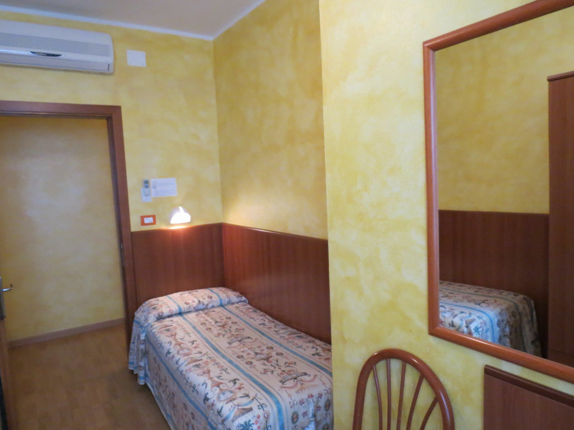 Appartamento Caorle Luaran gambar